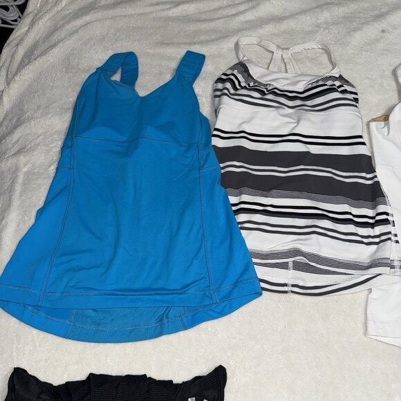 Lot of 6 Women's Lululemon Tops Tank Tops Racer Back Yoga Workout Size 6 - Picture 5 of 11